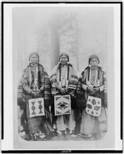 8" x 10" Photo 1902 Three friends Three Native American women, standing