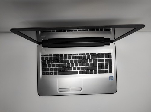NOTEBOOK HP PAVILION 15-AY102NFL INTEL CORE I5-7200U 8GB RAM 1 TB HD WIFI CAM - Foto 3 di 11