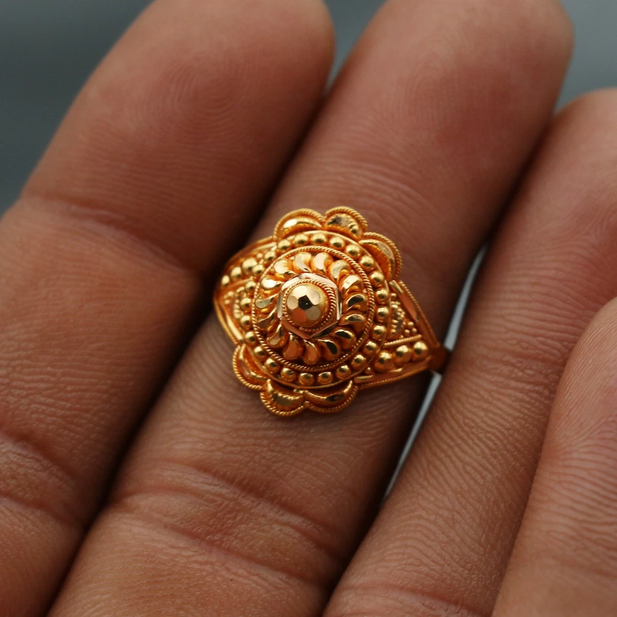 South Indian Jewellery now buy Online Plain Gold Finger Ring For Men