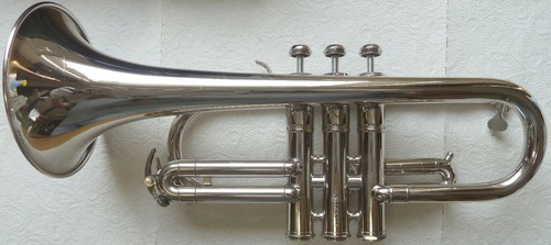 ES Kornett Eb Cornet Kühnl & Hoyer messing vernickelt sehr guter Zustand - Picture 4 of 8