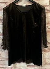 Collections ETC Brown Long Sleeved Velour Blouse. Size: XL.