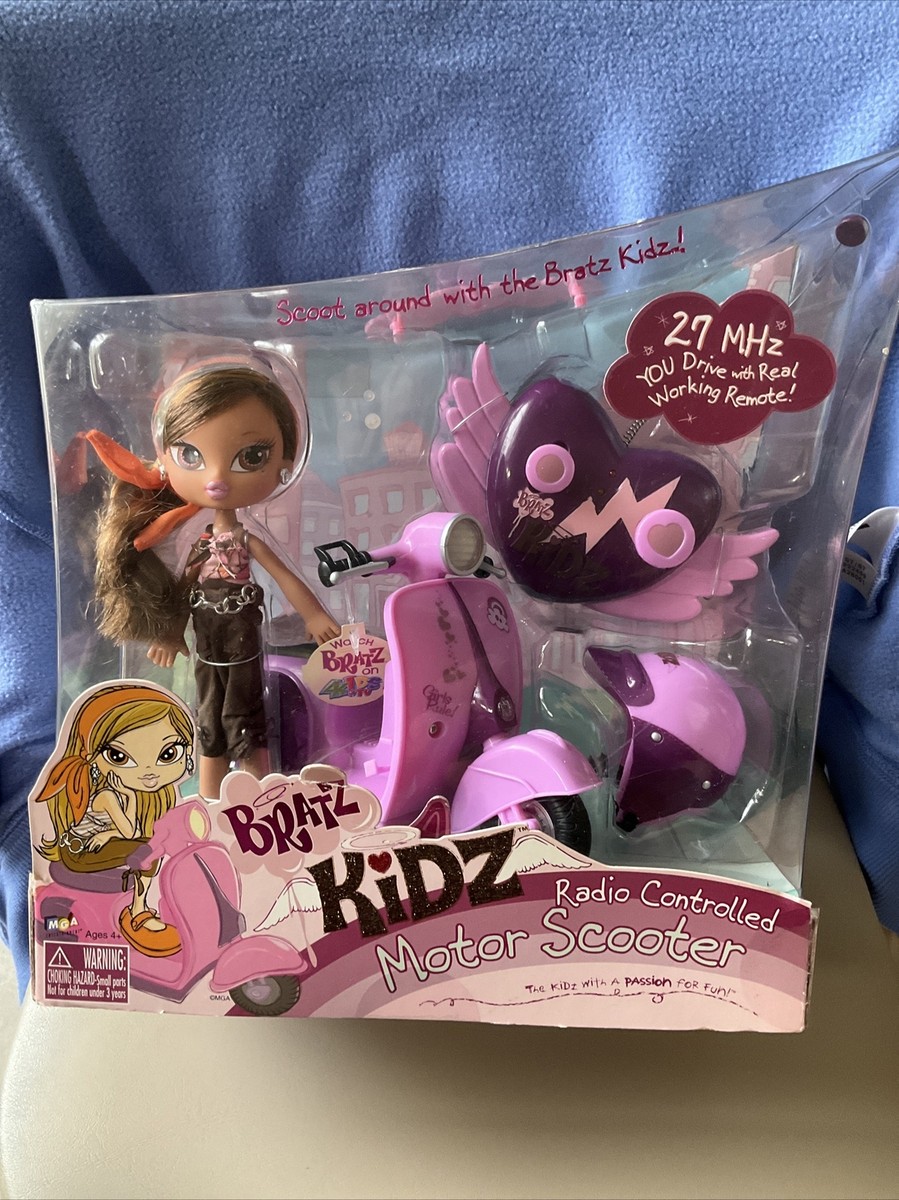 Bratz Kidz Yasmin RC Radio Controlled Motor Scooter 27 MHz