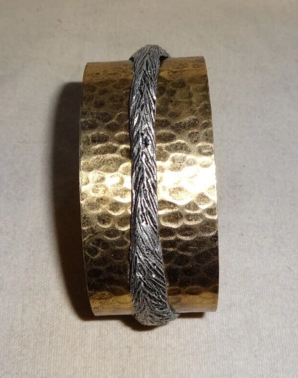 Brazalete Miss Ellie NYC hecho a medida brazalete zorro con estaño y ojos de cristal de latón Foto 3 de 4