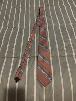Wembley Wem Silk 54  Silk Vintage Maroon Neck Tie Perfect Condition Ornate 70 s