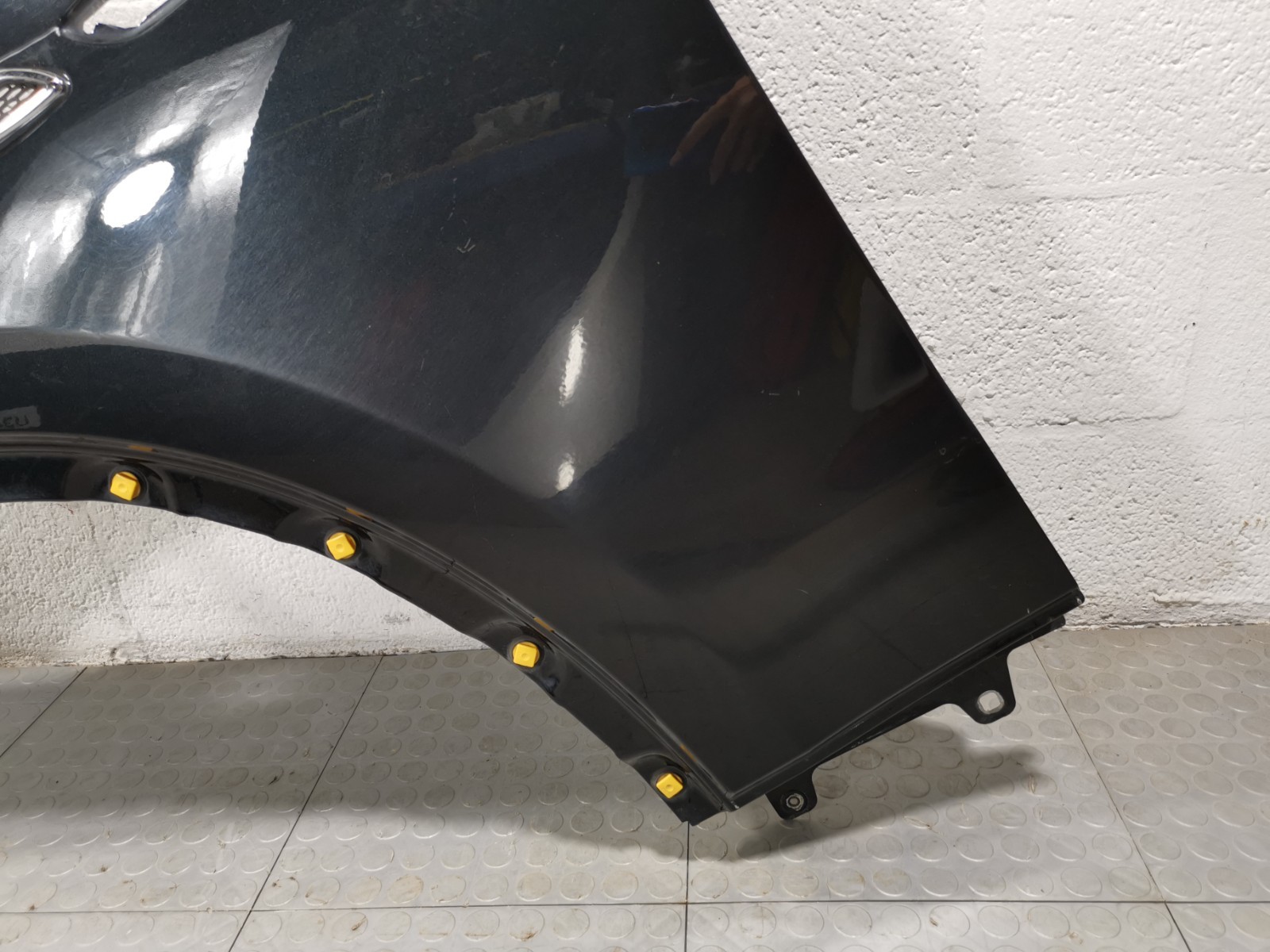 Maserati Levante S AWD 2017 Front Left Black Color Fender Cover OEM