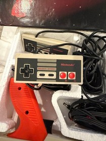 NES Action Set Console Nintendo Completo CIB Testato Super Mario Bros Duck Hunt