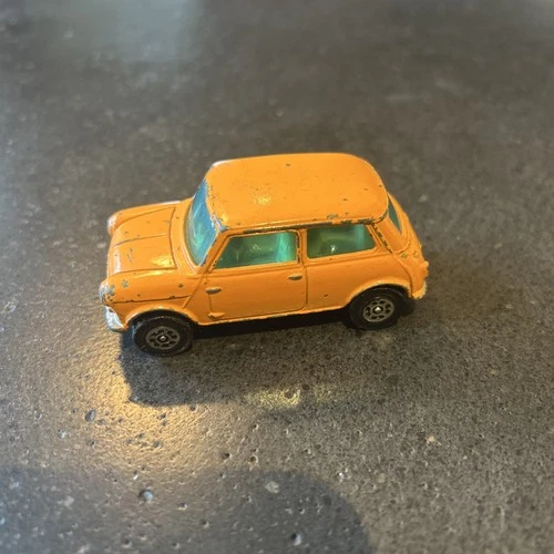 Vintage Corgi 204  Morris Mini-Minor orange Rare