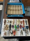 Vintage 1978 Kenner Star Wars 3.75 figures w / Carry Case w Trays & 24 Figures