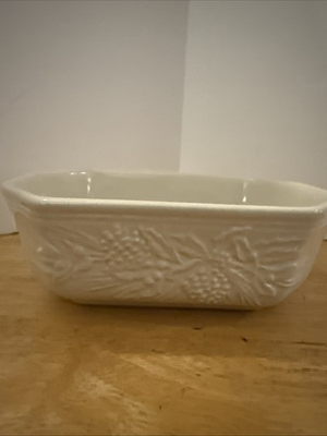 #ad #ad Longaberger Pottery Nature’s Garland Embossed Dish in Ivory $3.60