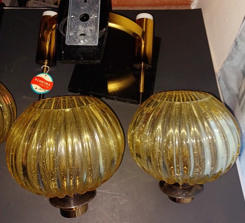 Kishima Lighting Vintage Pair Wall Mount Double Light Glass Globes New - Picture 3 of 16