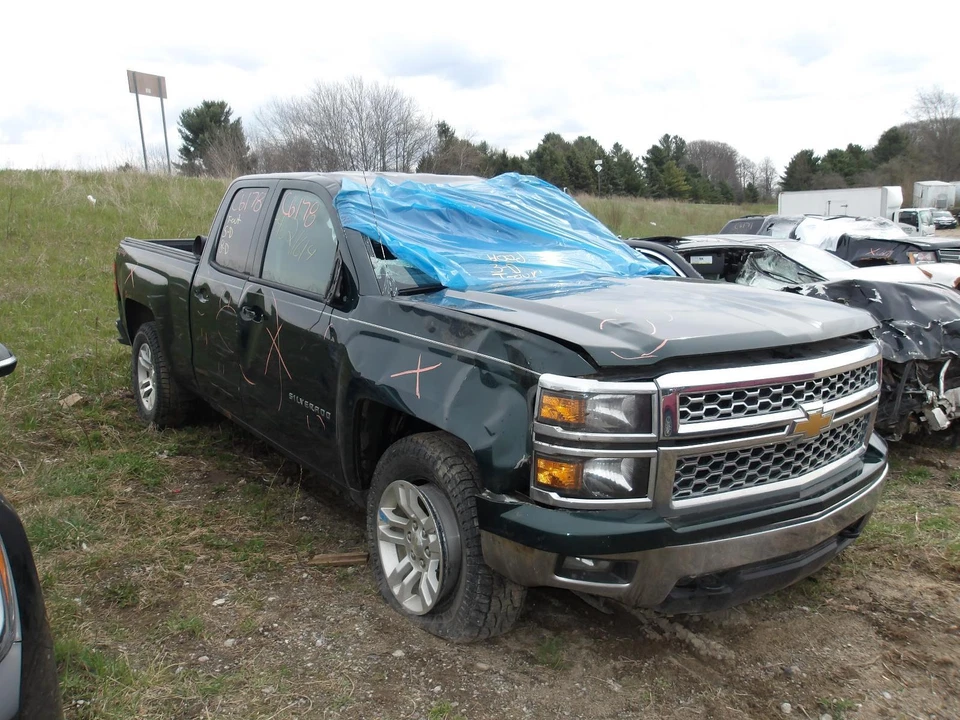 Brazo de control superior superior delantero izquierdo usado se adapta a: Chevrolet Silverado 150 2014 Foto 2 de 4