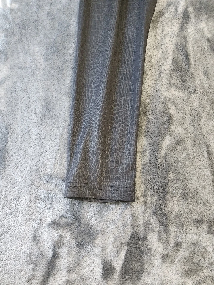 Leggings No Boundaries negros con estampado de leopardo talla L para ropa deportiva 11-13 Foto 2 de 4