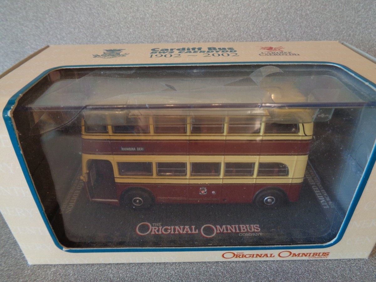Corgi OOC 1/76 scale Diecast - OM45701 AEC Q Double deck bus London