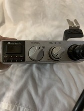 Midland 77-107 40 Channel CB Radio With Mic For Parts Or Repair Untested