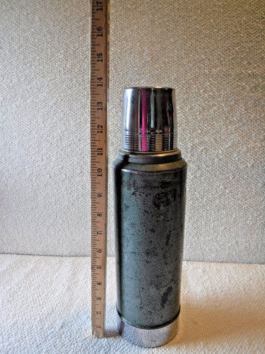 VTG Aladdin Stanley Green Thermos A-944B 1 Quart tested non breakable