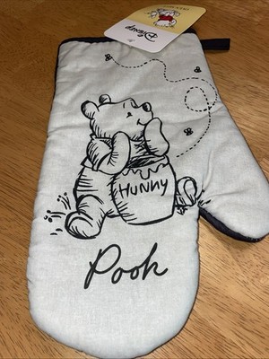 NWT~ Disney Winnie the Pooh with Hunny Jar Oven Mitt~ 6.7  x 11  ~