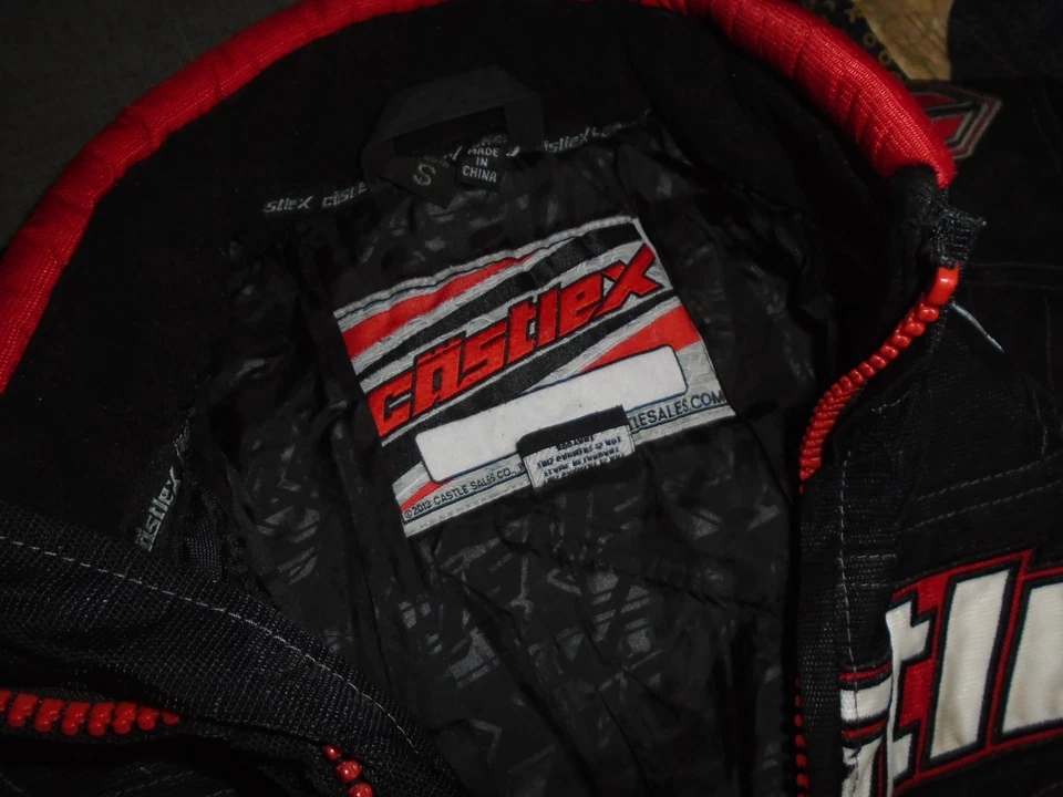 Chaqueta de moto de nieve Castle X Bolt juvenil pequeña negra roja Foto 3 de 3