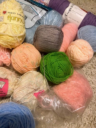 HUGE Lot Of Yarn Full/partial Skeins 7 Lbs Pastels - Picture 9 of 13