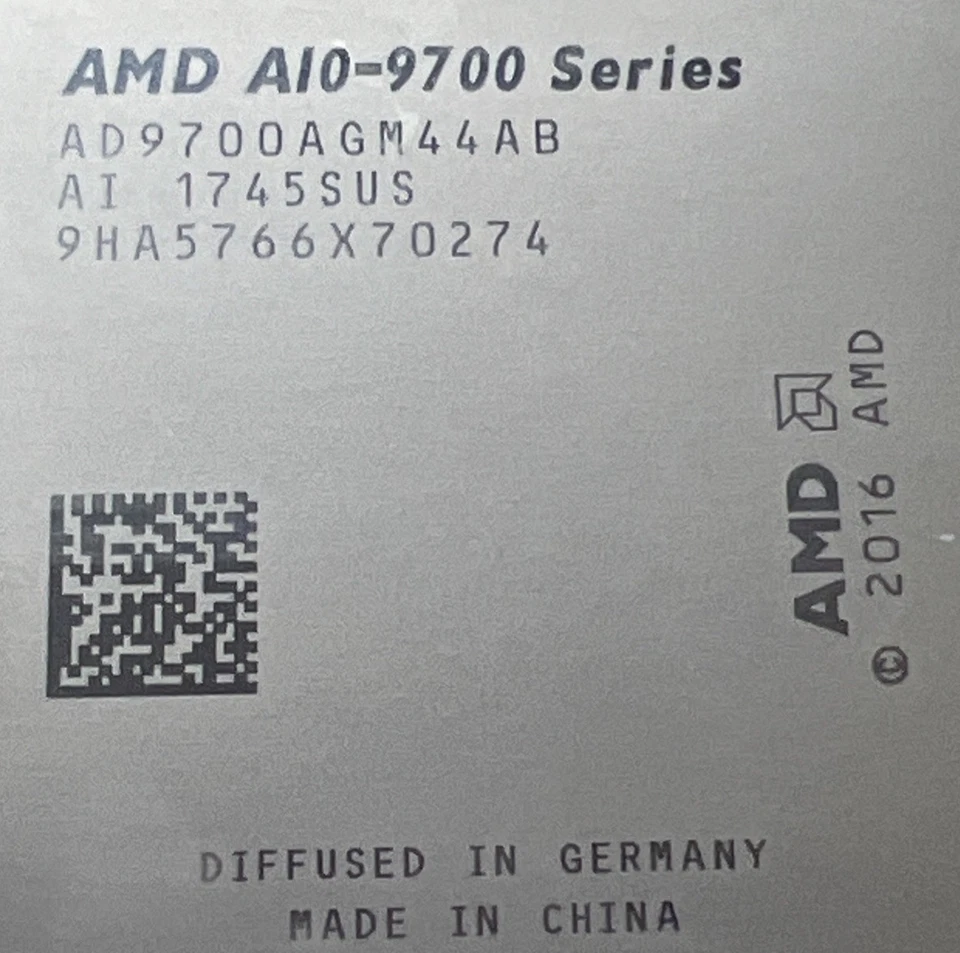 Procesador APU AMD A10-9700 AM4 3,5 GHz cuatro núcleos AD9700AGM44AB 2 MB 65 W Foto 3 de 3