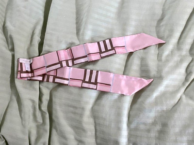 NWOT Burberry Signature Check Ponytail  Scarf Pink/Beige/BlueGray/White Colorway