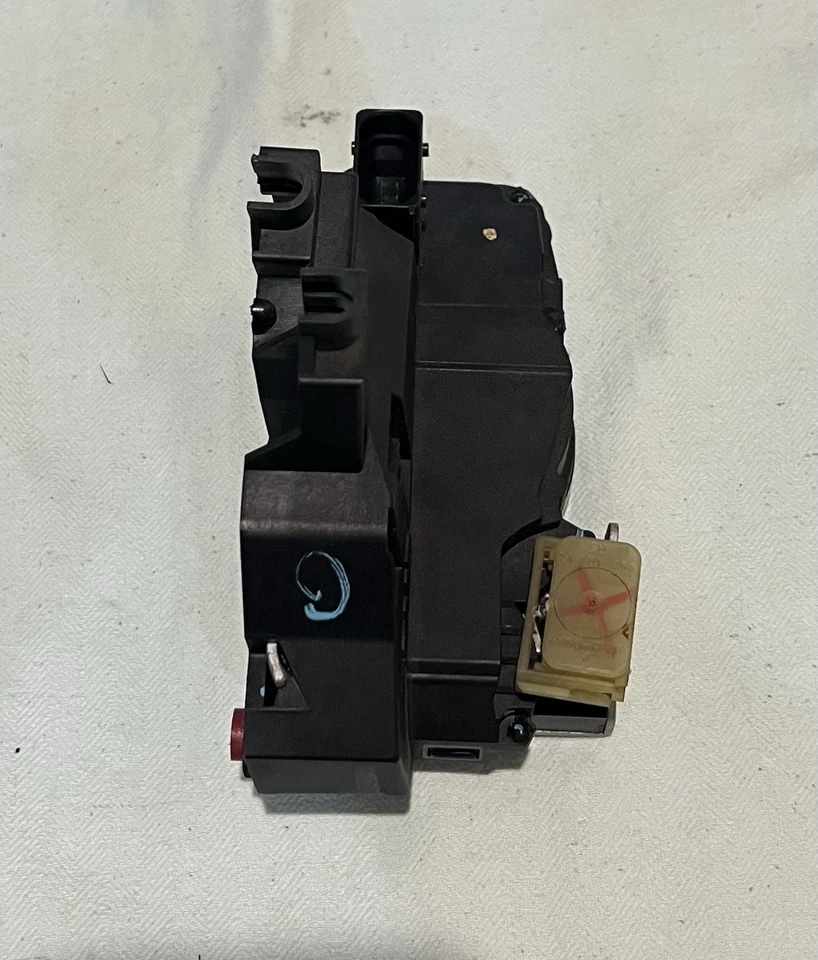 Mecanismo de cerradura de puerta trasera izquierda Saab 9-3SS 2003 12785547 Foto 4 de 4