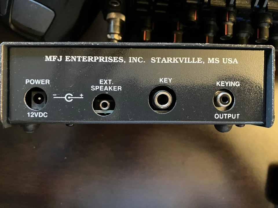 MFJ Deluxe Electronic Keyer-Model 407d- Includes Power Cord- and it works! - Image 2 of 4