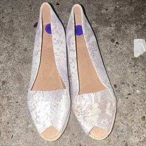 Gentle Souls Women's Silver Glitter Peep Toe Slip-On Leather Flats US 8.5