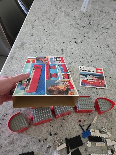 VINTAGE LEGO Fire (775): Fire Fighter ship w/Box, Instructions. Incomplete, READ - Picture 8 of 11