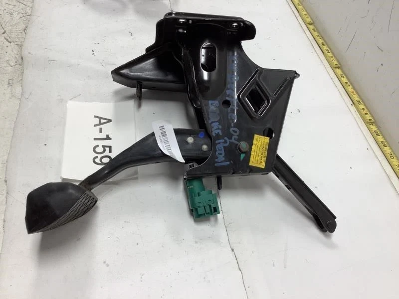 Volkswagen Beetle 2004 convertible conjunto de pedal de freno A/T OEM+ Foto 2 de 4