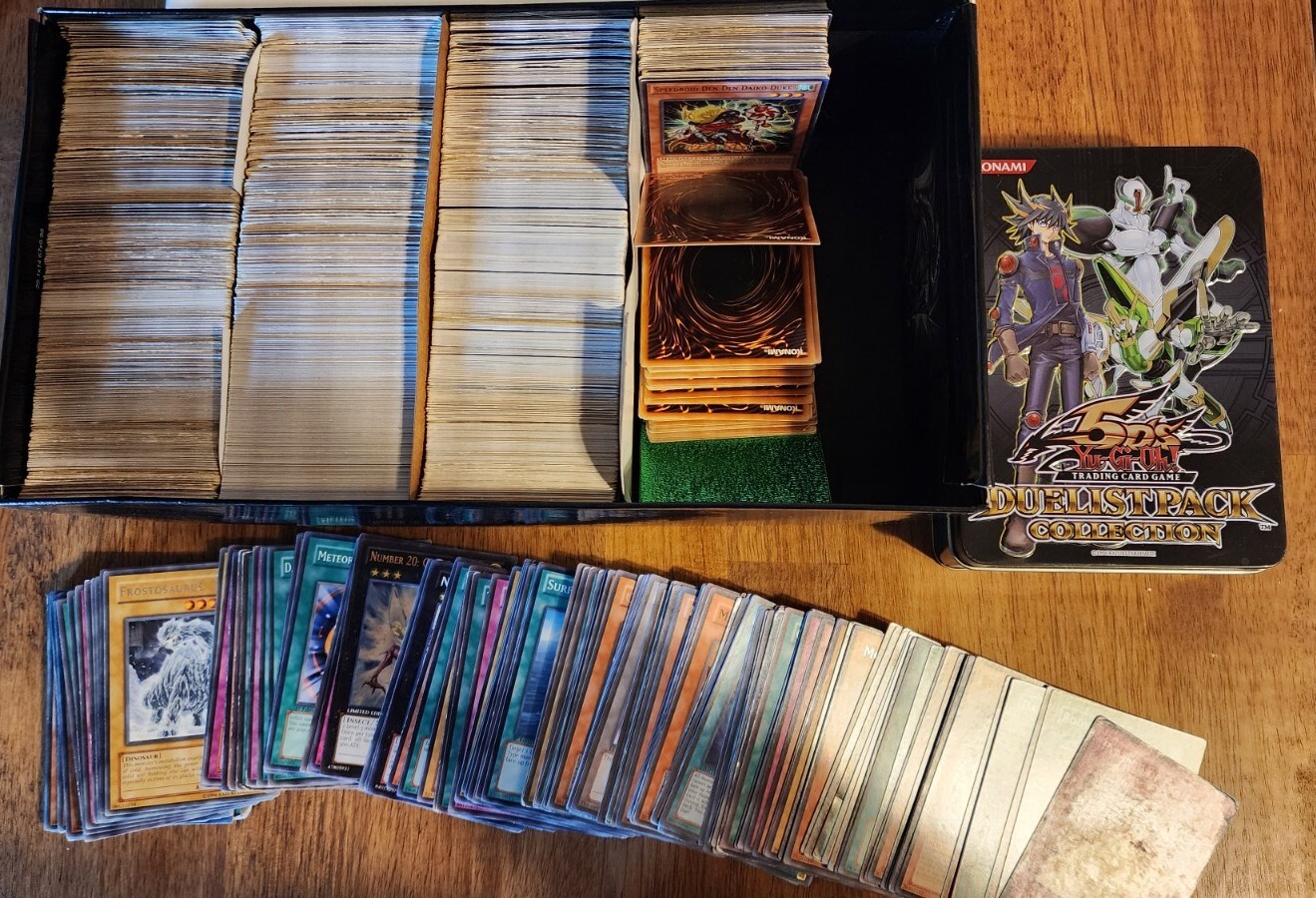 1500 YUGIOH CARDS BULK LOT YUGIOH! COLLECTION WITH HOLOS AND COMMONS