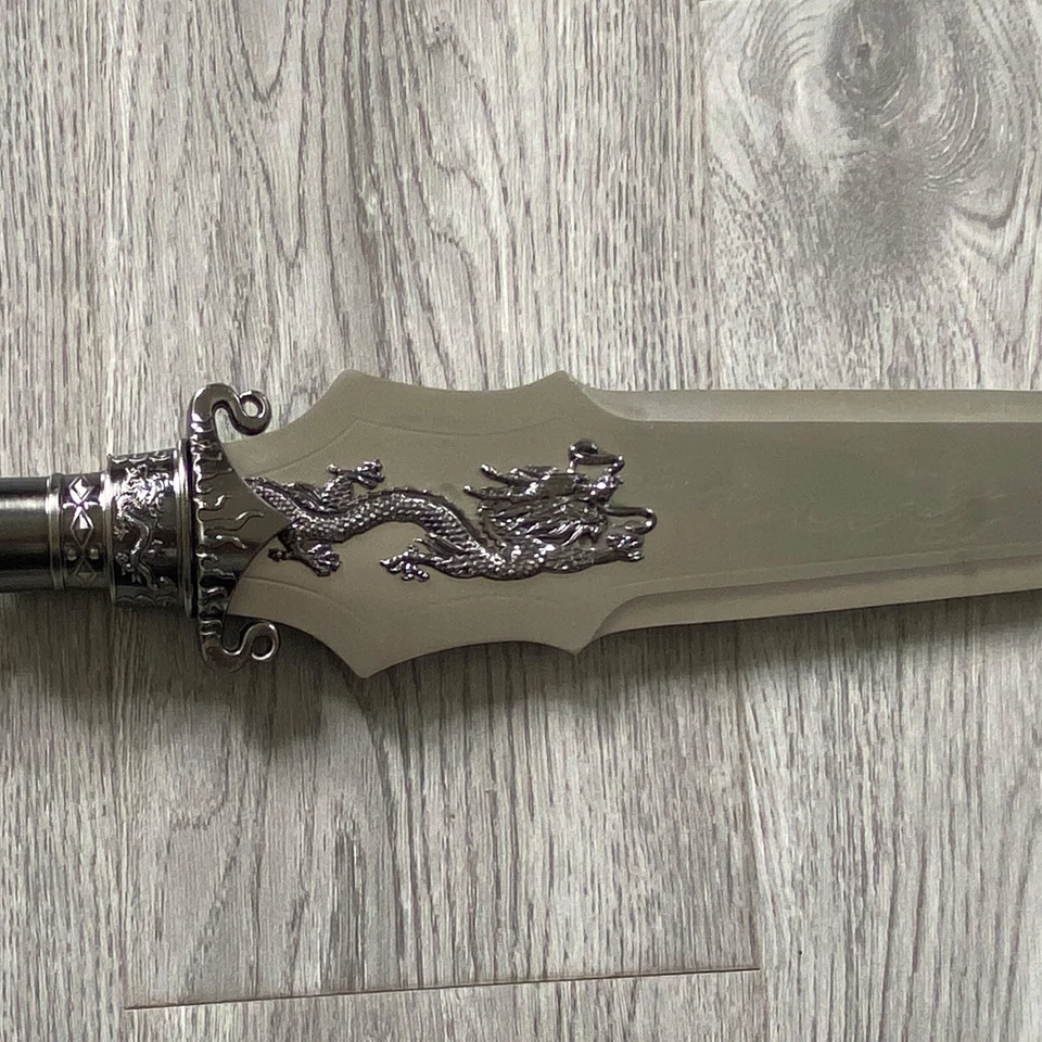 Metal spear carved with dragon pattern, 78.7 inches, for collection, performance - Image 3 of 4