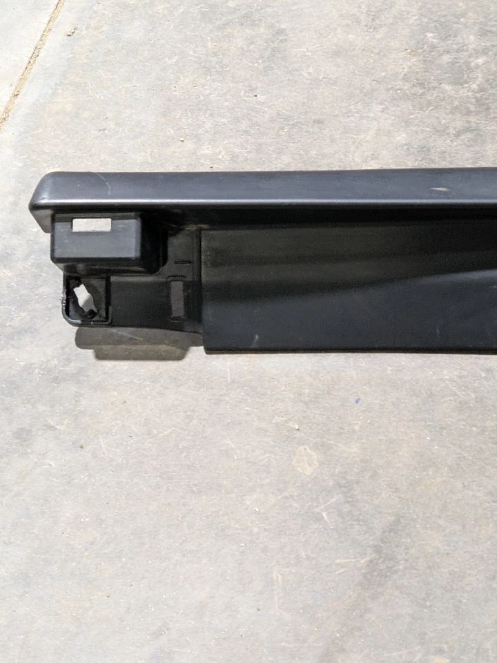 2012-2016 Honda CR-V RH Right Rocker Molding 1143508 - Image 2 of 4