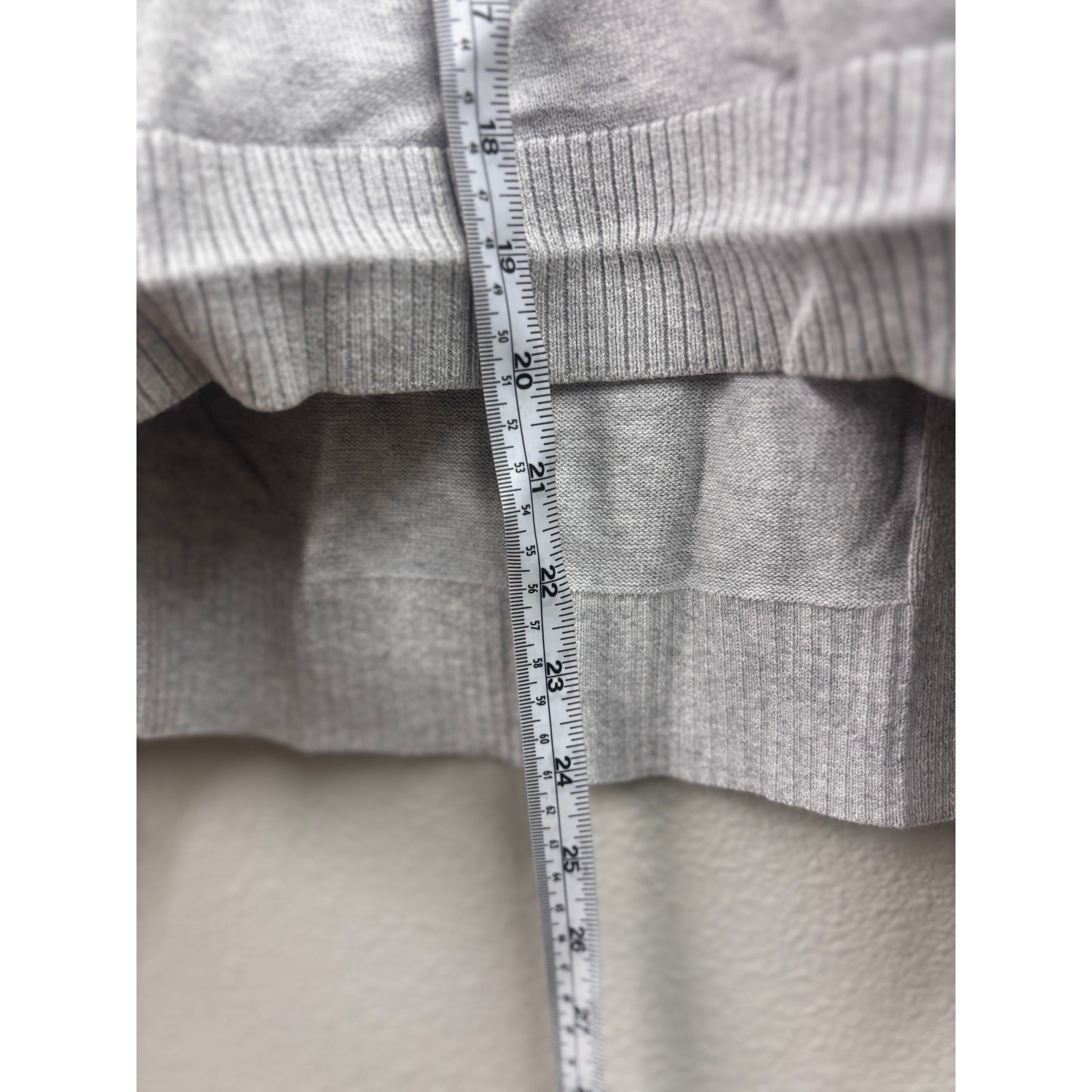 Athleta Medium Highland Crossback Gray Sweater - image 7