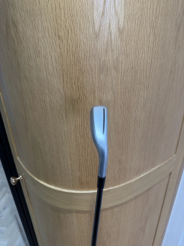 Taylormade P.DHY #2 Iron / 18 Degree / Stiff Flex UST Mamiya Recoil Dart 90 - Image 4 of 4