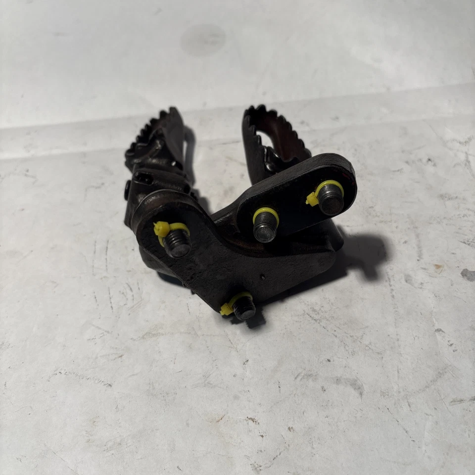 Yamaha TT225 TT 225 1986 1987 1988 OEM estriberas izquierda derecha paquete de ambos juegos ✅✅✅ Foto 4 de 4