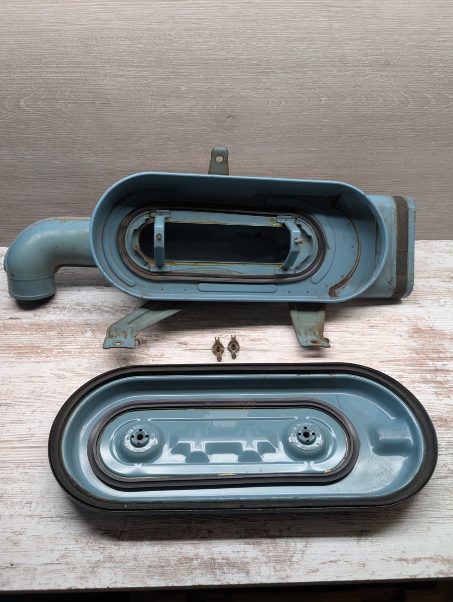 1979-83 DATSUN 280ZX Air Cleaner ASSEMBLY Air Box FILTER HOUSING