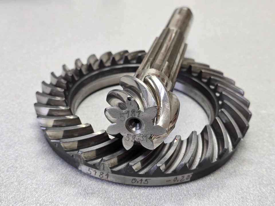 ANILLO Y PIÑÓN 3/61 USADO A JUEGO ORIGINAL GENUINO PORSCHE 356B 356C 356SC 7:31 Foto 2 de 4