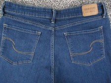 Signature Levi Strauss Jeans Womens 12M Blue Med Wash Mid Rise Straight 31x29