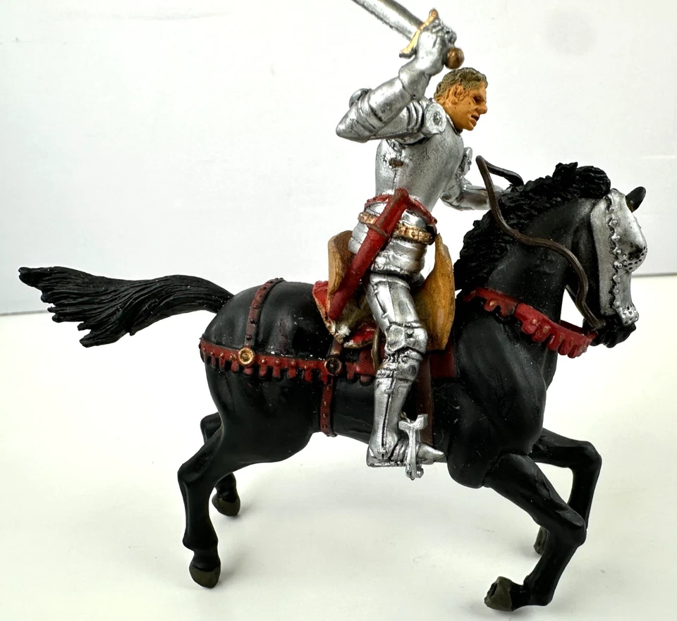 Forces of Valor Union Cavalrymen Painted 1:32 Scale Toy Soldier Lot of 3 - Image 2 of 4