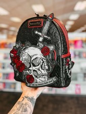 🥀 Mini mochila Loungefly Dark Romance (exclusiva de libros por un millón) ¡Envío rápido!🌹