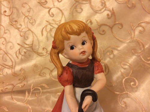 Vintage Flambro Porcelain Girl Figurine Holding an Umbrella - Picture 3 of 8