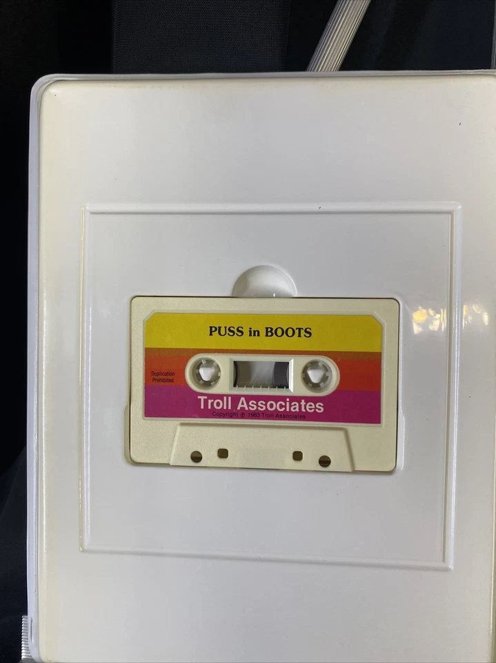 Puss n Boots Childrens Read Along Book & Cassette Troll - Image 2 of 4