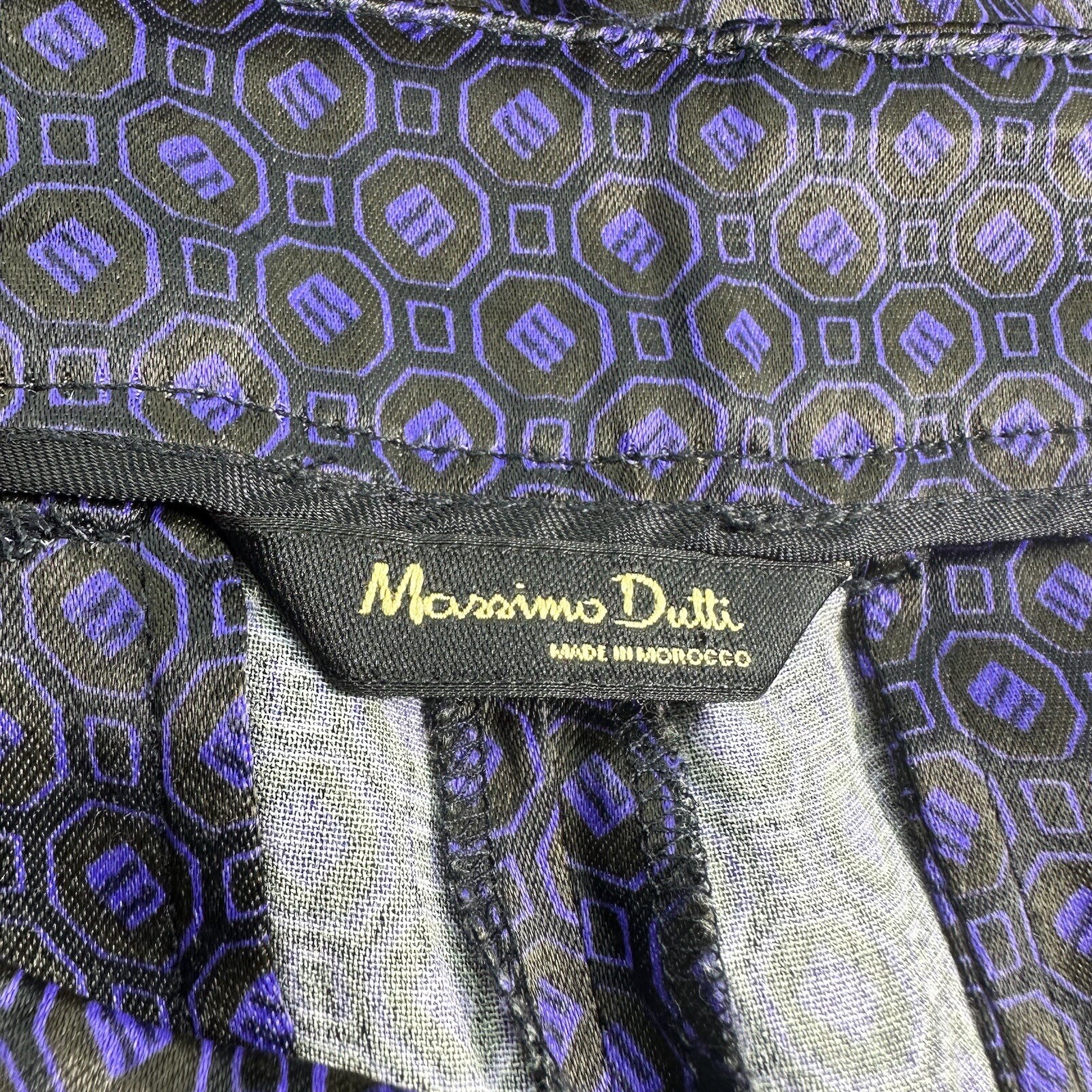 Massimo Dutti Pants in Geometry Pattern Satin Pur… - image 7