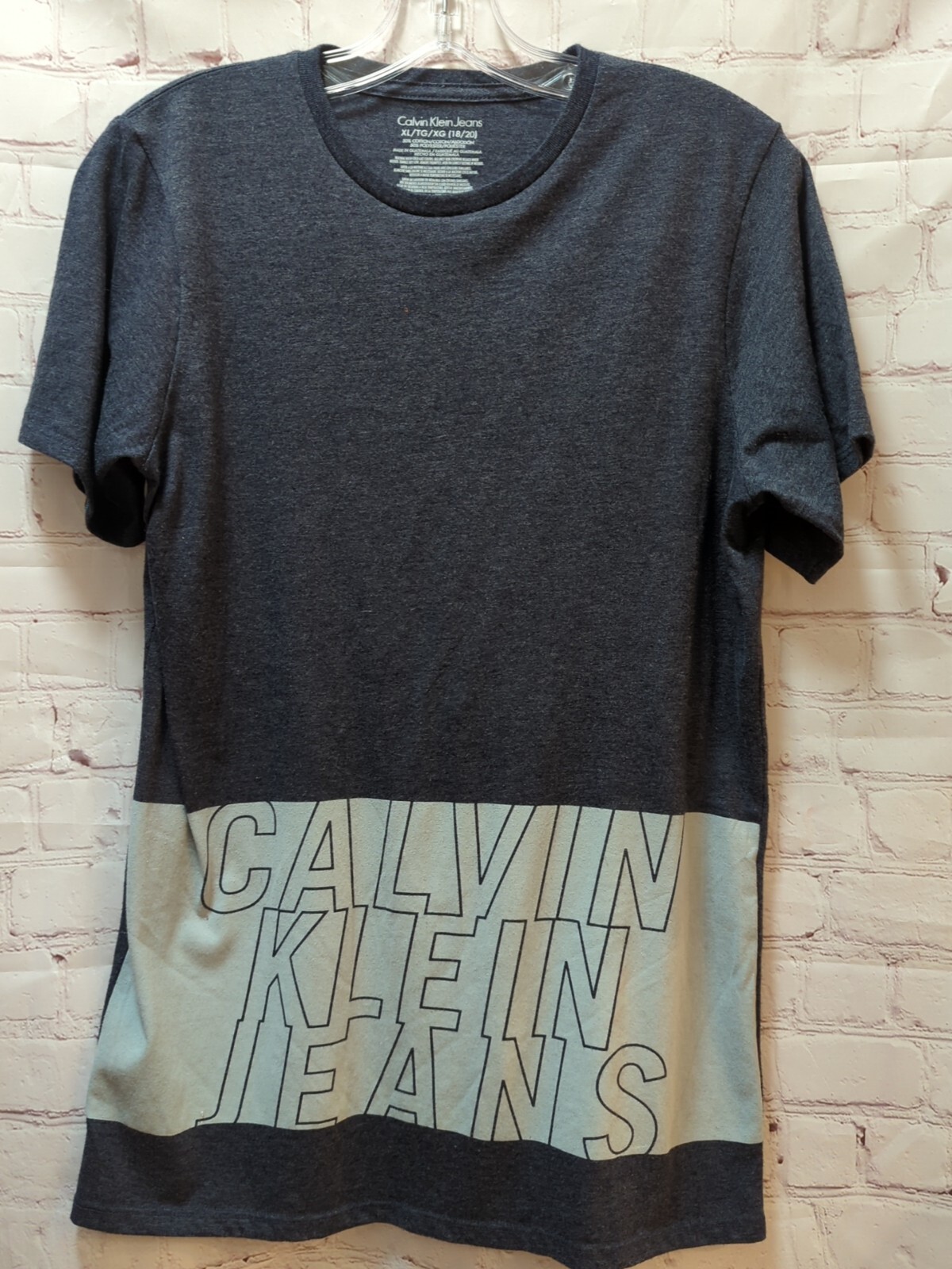 Calvin Klein Jeans Brand  Spellout  Boys XL 18-20 t-shirt heathered blue gray