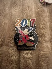 Disney Parks 2017 Sorcerer Mickey Spinner Trading Pin — listing 4