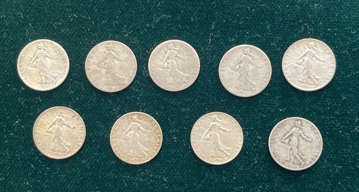 Foto 2 di 2