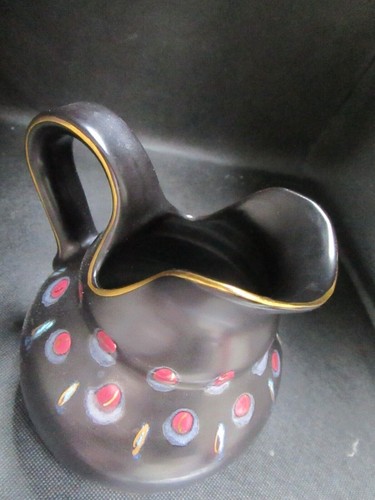 Gouda Zwaro Holland Black Pitcher 5 .50" - Picture 3 of 4