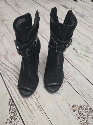 Women's KARL LAGERFELD Black Paris Blayze Fashion Ankle Boots Woman Size 6.5