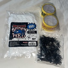200 sq. ft. Halloween Supplies Spider Web with Plastic Spiders - Outdoor/Indoor