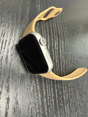 Apple Watch Series 9 45mm Aluminum Case with Sport Band - Starlight, M/L...